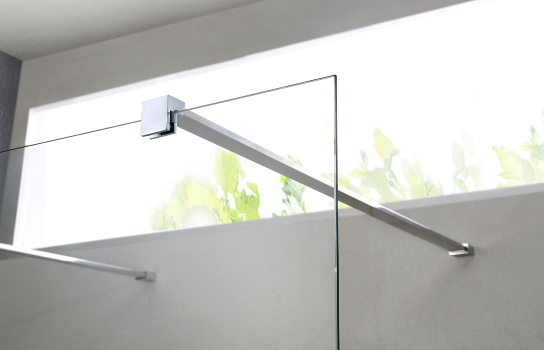 frida-walk-in-zuhanyfal-vis-3