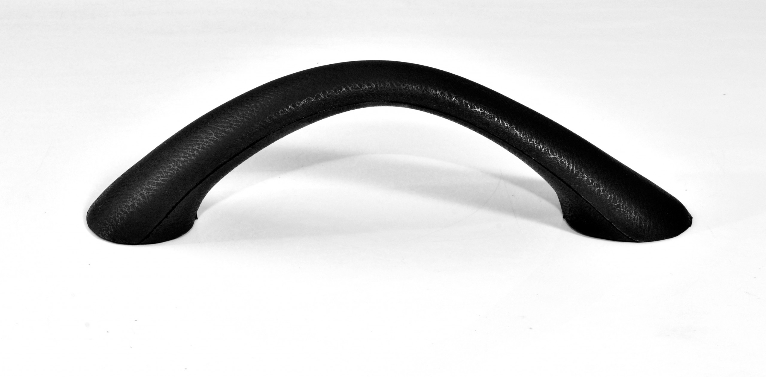 zara_black-kapaszkodo-scaled